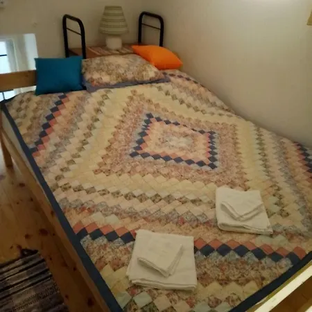Kalvin Ter Apartment